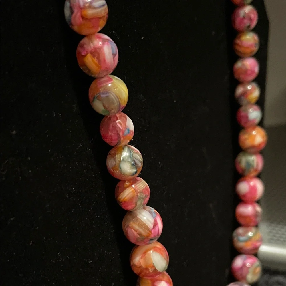 Hand Crafted Multicolor Beaded Necklace - Picture 4 of 5